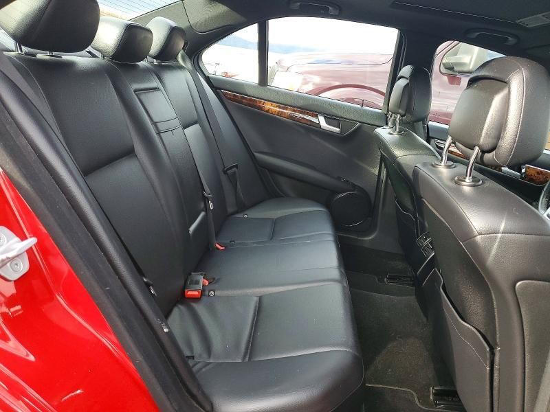 2012 Mercedes-Benz C 250