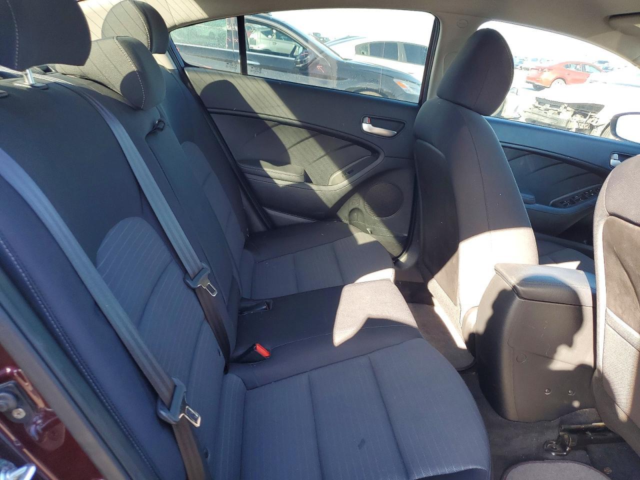 2017 KIA Forte lx
