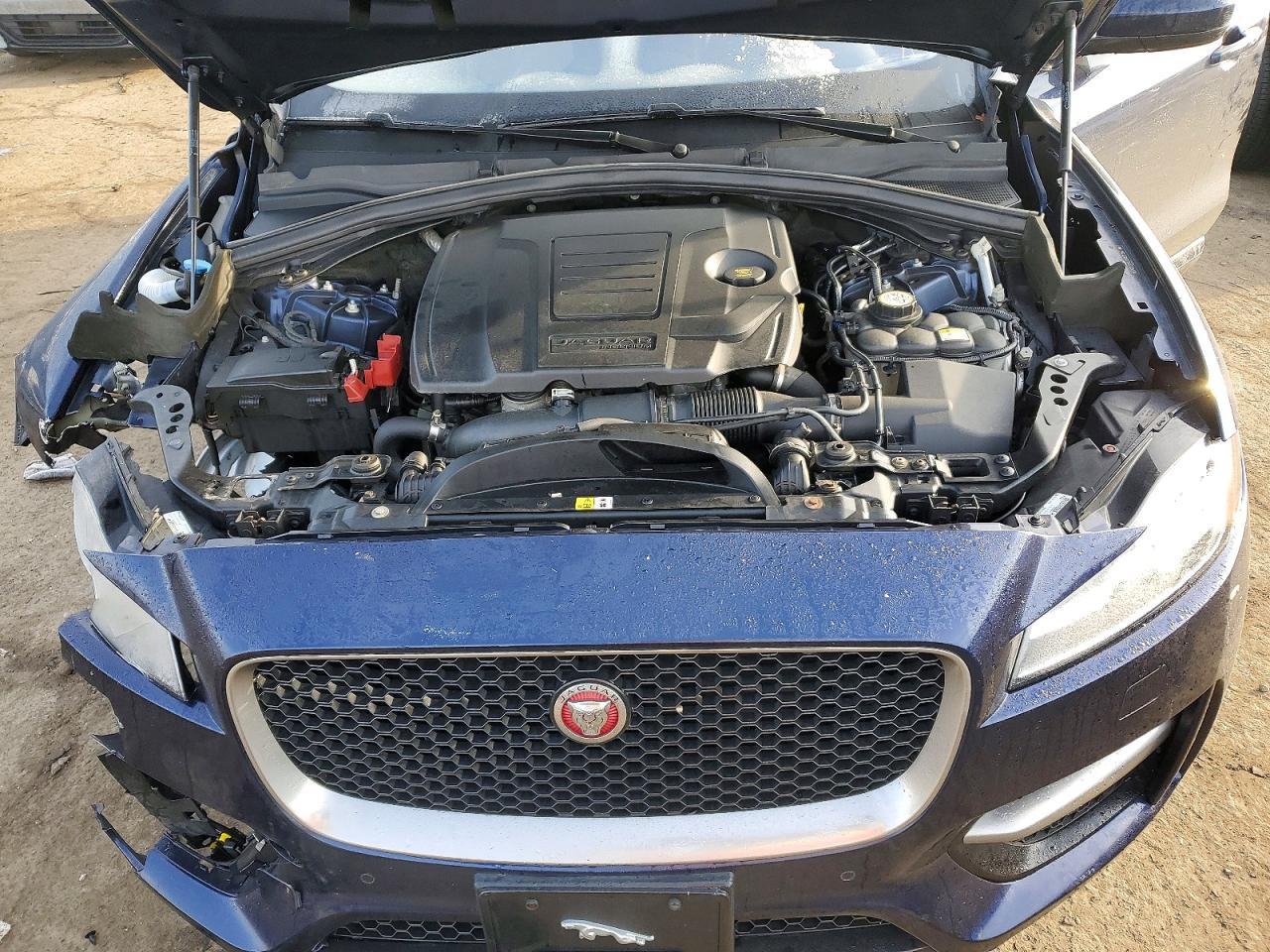 2018 Jaguar F-pace R-sport