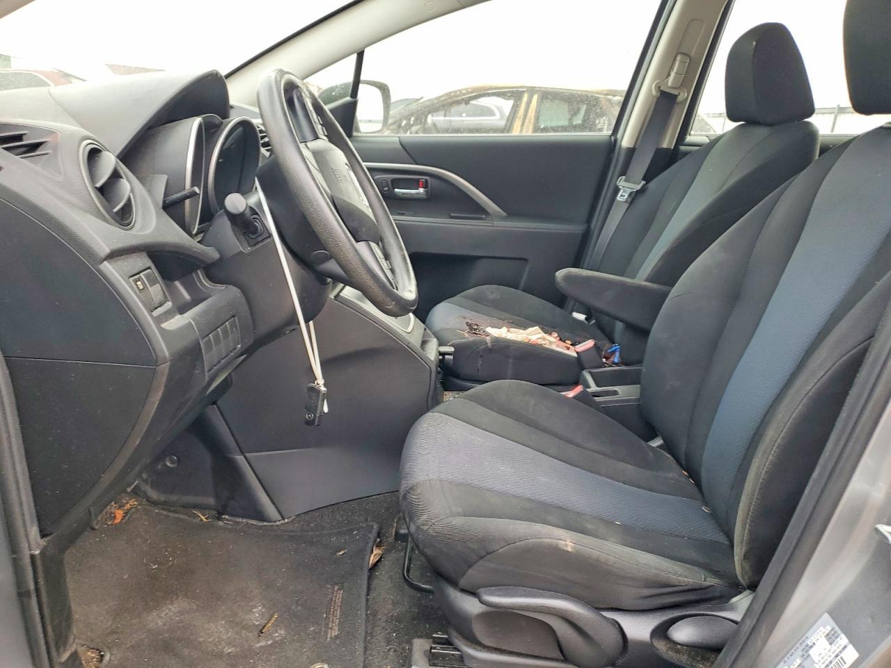 2014 Mazda 5 Sport