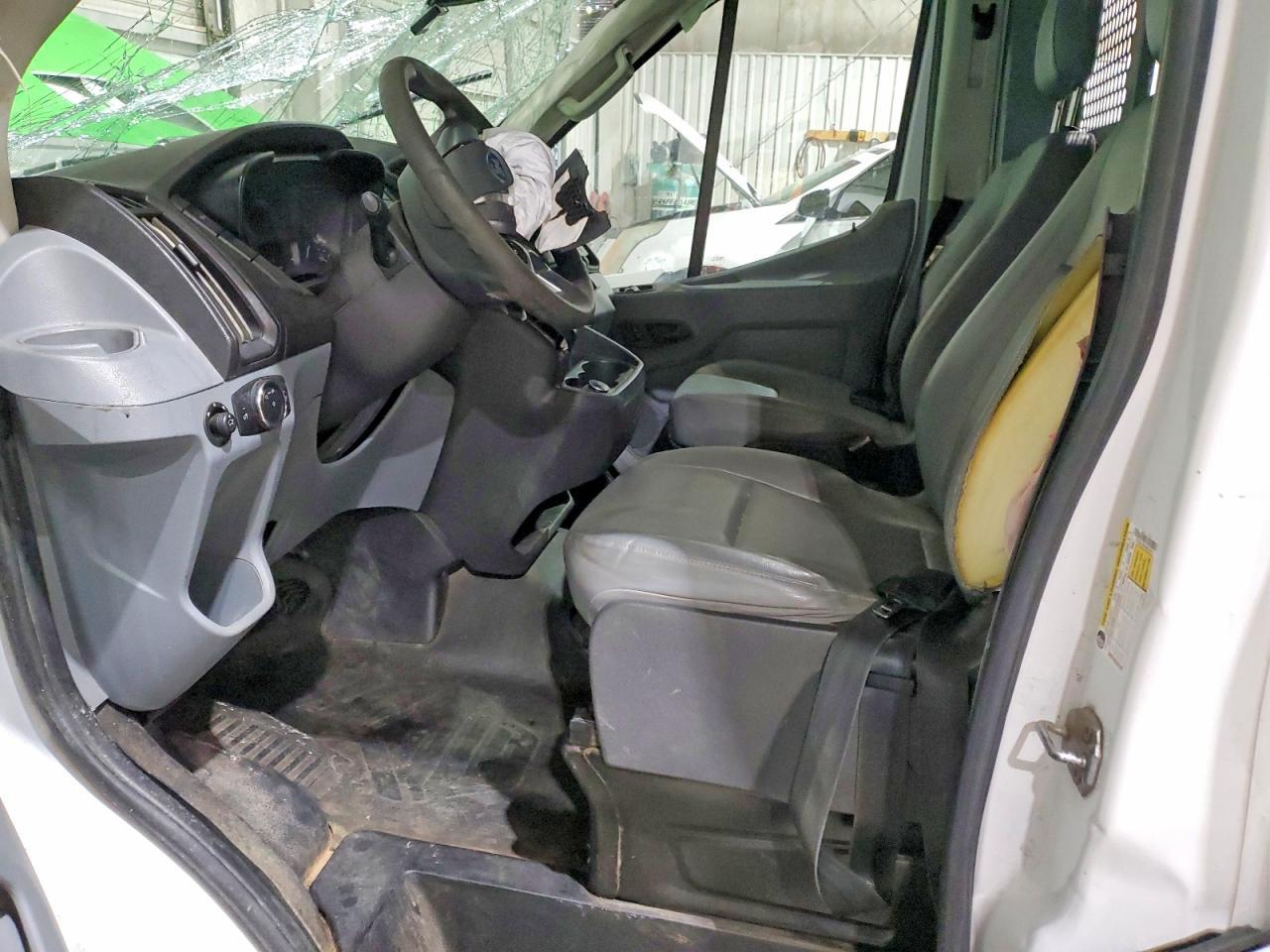 2017 Ford Transit 250 Utility / Service Van
