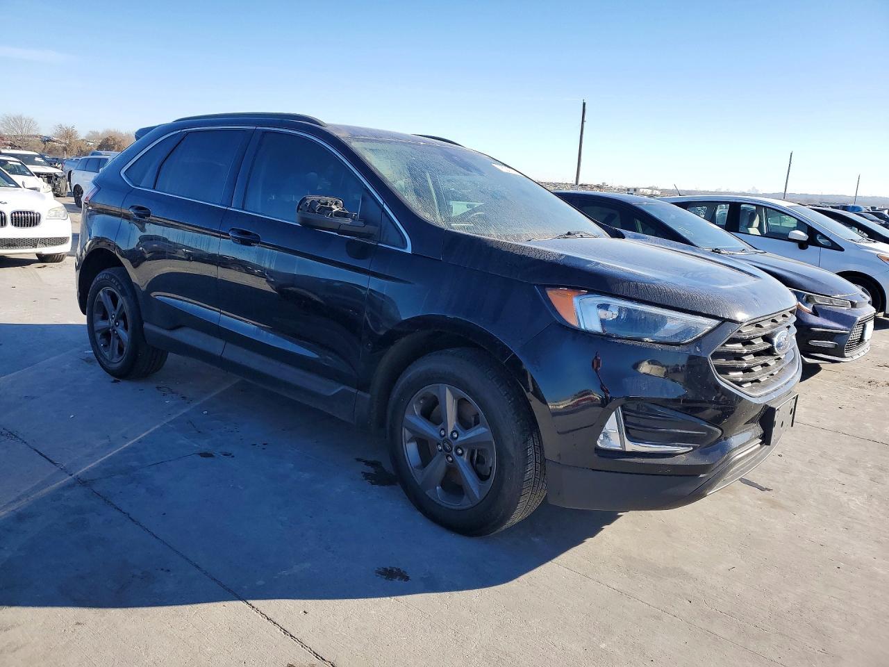 2022 Ford Edge sel