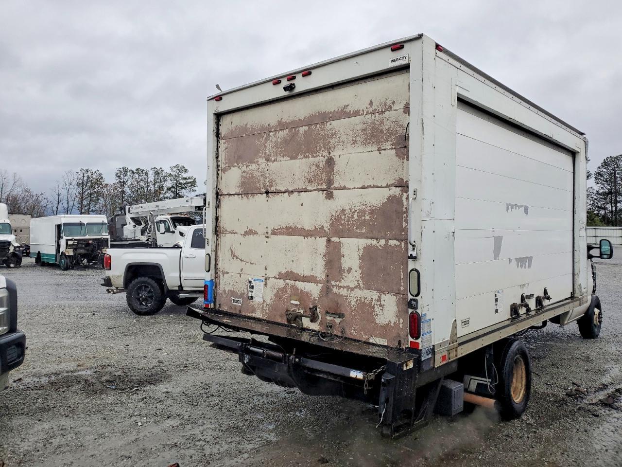 2016 Ford E450 BOX Truck