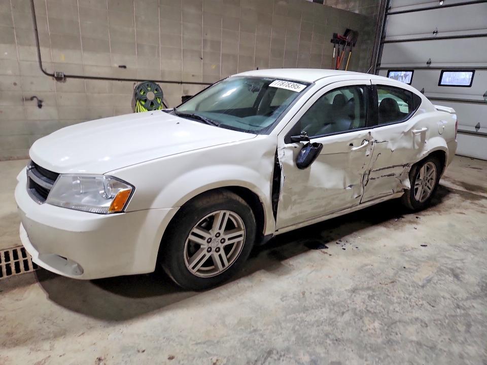 2010 Dodge Avenger r