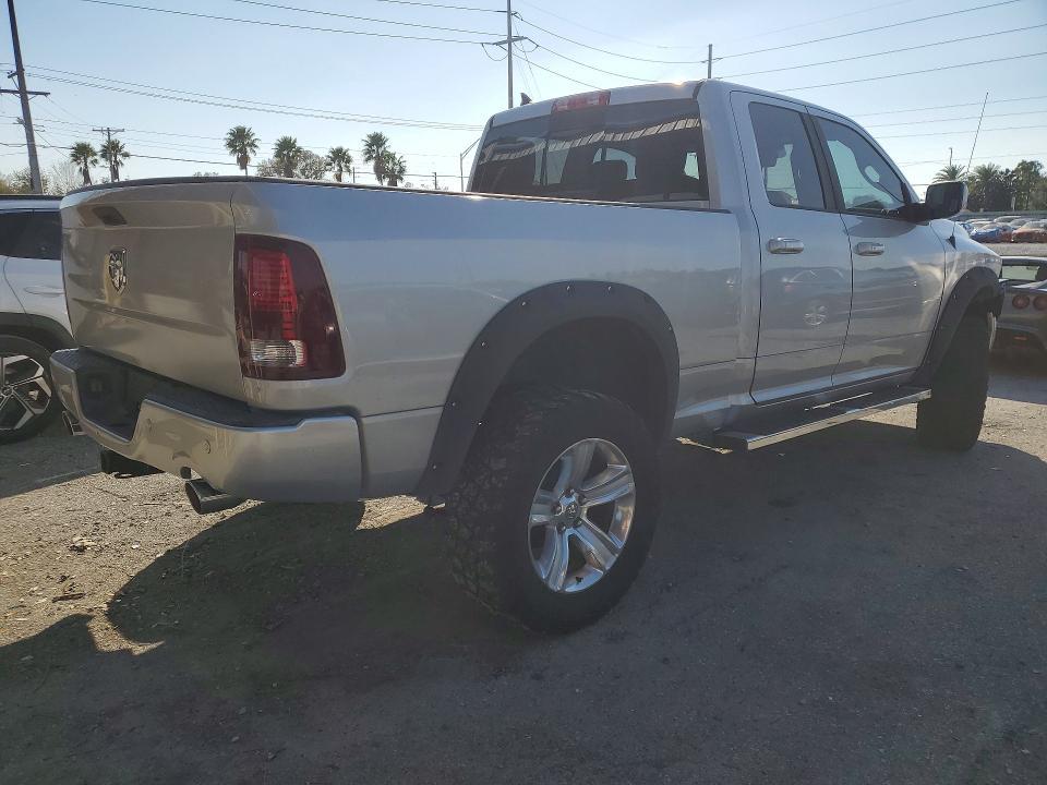 2015 Dodge RAM 1500 Sport