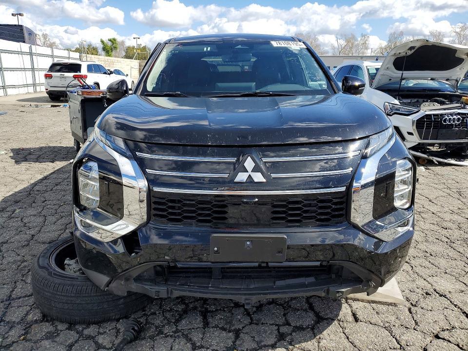 2025 Mitsubishi Outlander se