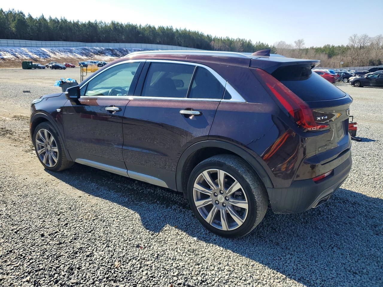 2020 Cadillac XT4 Premium Luxury