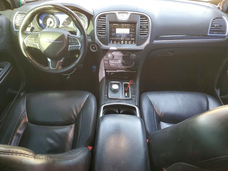 2016 Chrysler 300 Limited