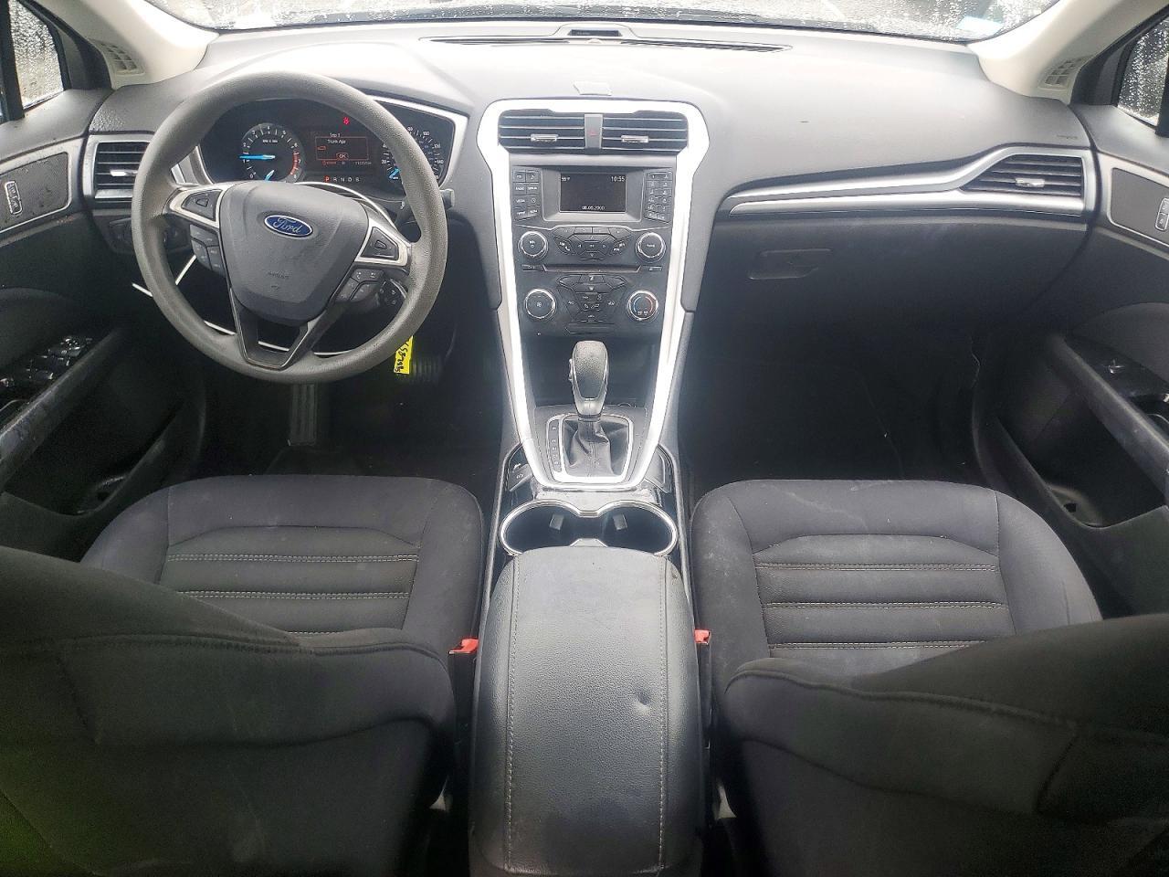 2015 Ford Fusion se