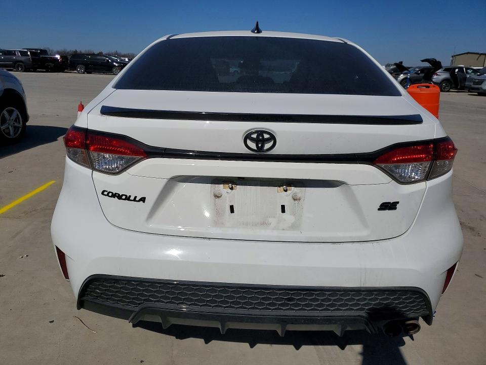 2020 Toyota Corolla se