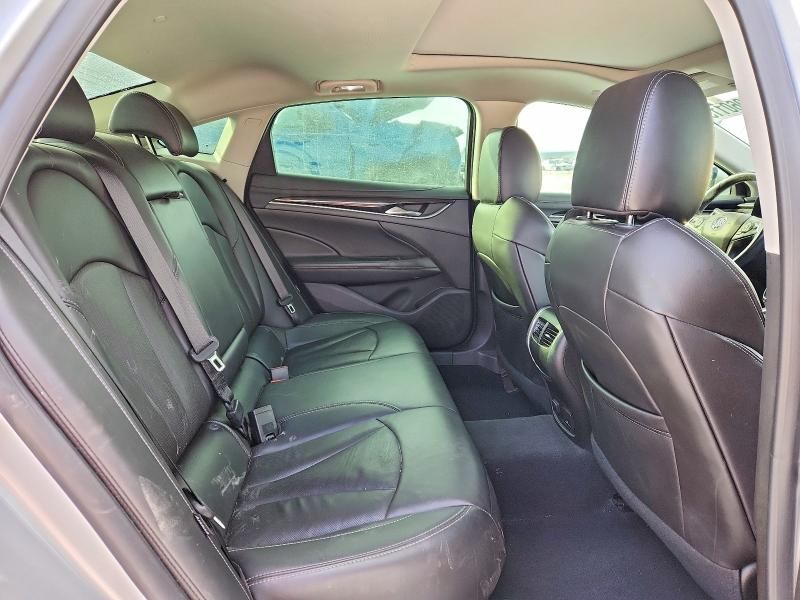 2017 Buick Lacrosse Premium