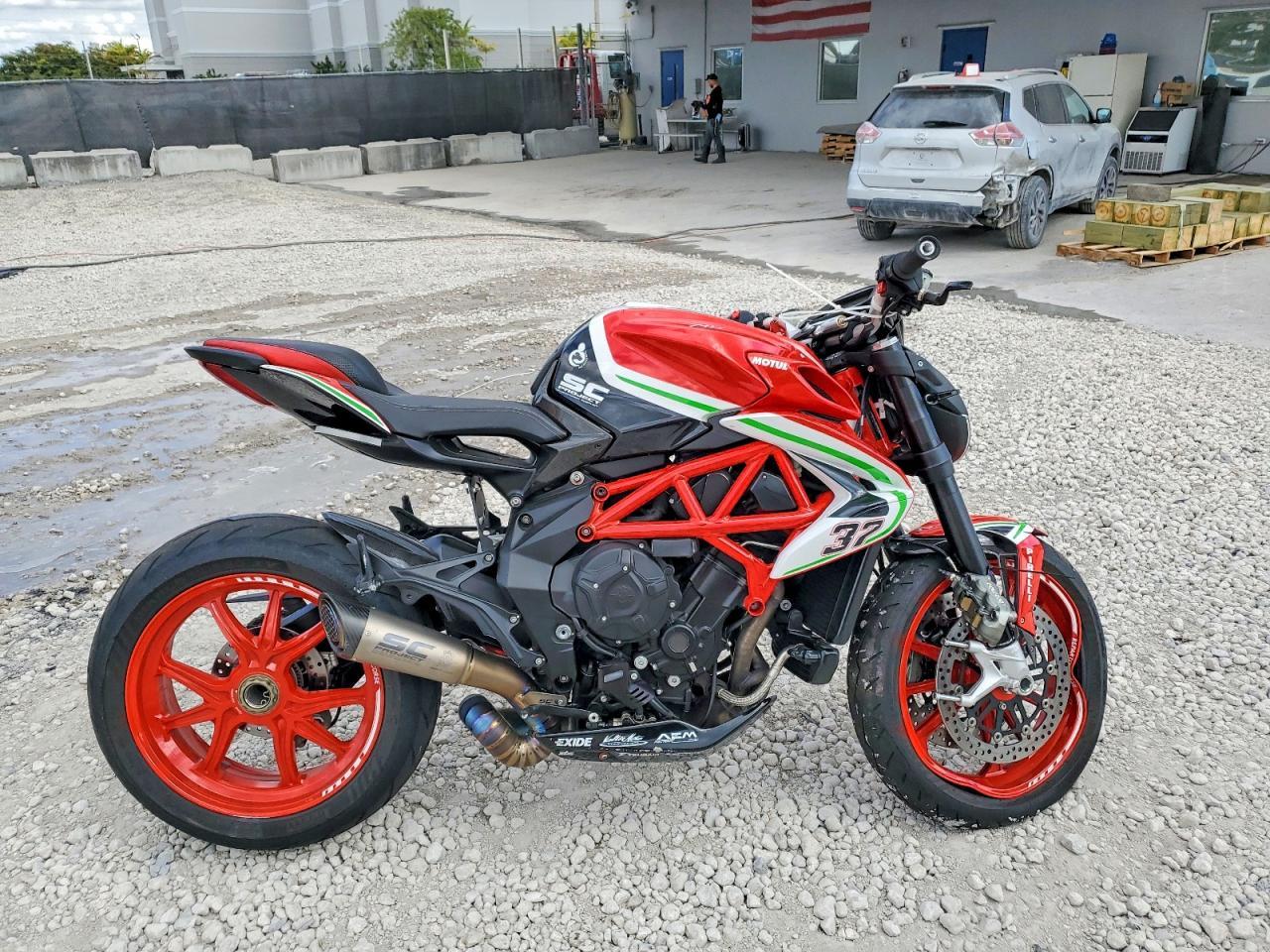 2020 M. V. Agusta Brutale 800 RR