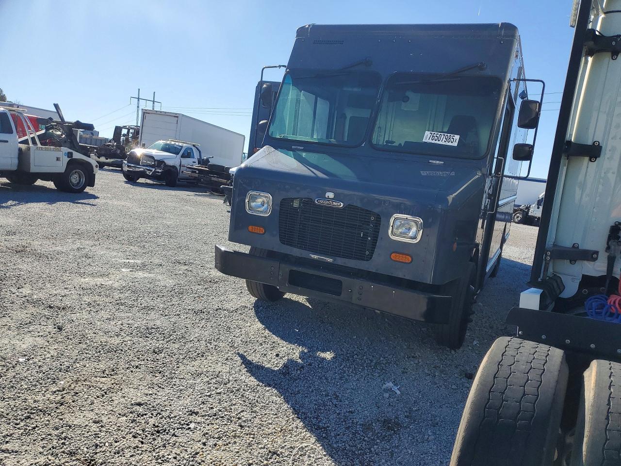 2020 Freightliner MT45 Chassis Delivery Truck