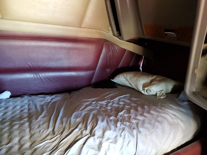 2007 Ptrb 2007 Peterbilt 379 Semi Truck