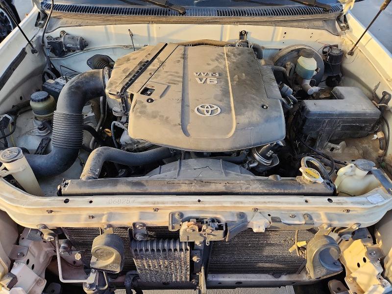 2005 Toyota Tundra Base