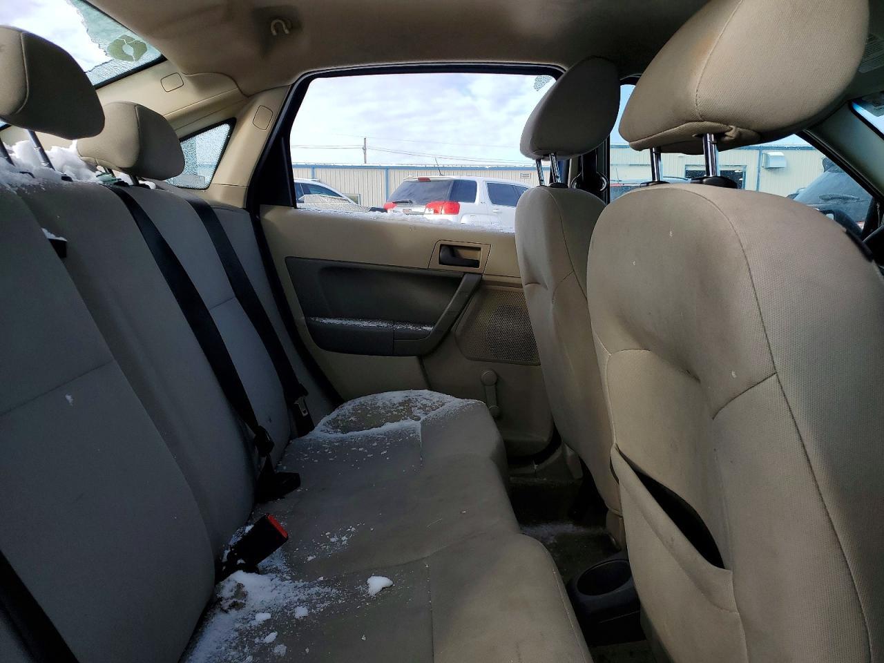 2011 Ford Focus s