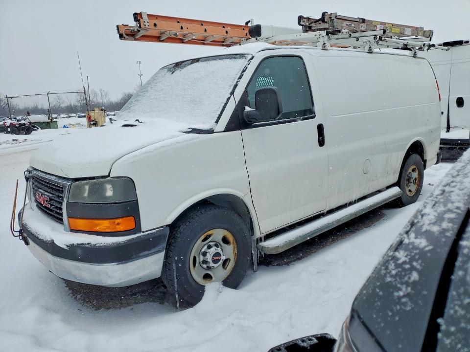 2014 GMC Savana G2500 Utility / Service van