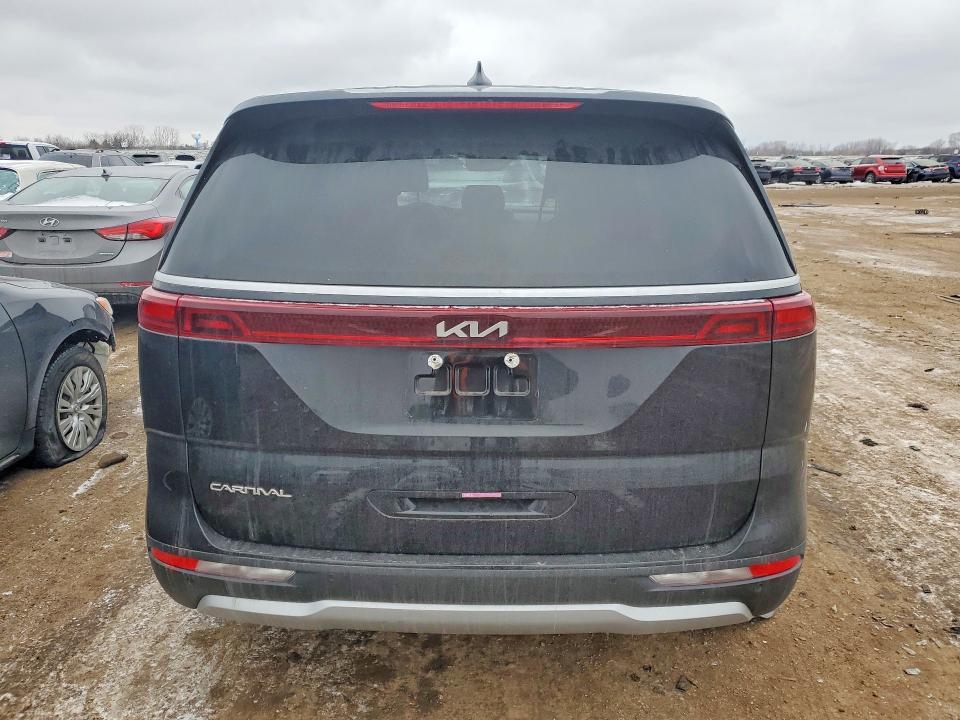 2024 KIA Carnival lx