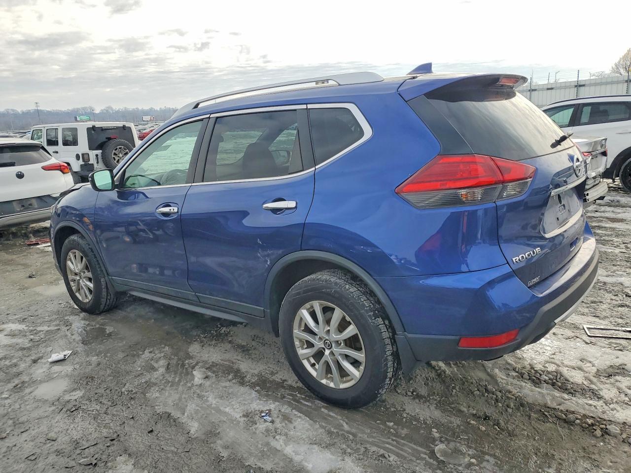 2017 Niss Rogue s