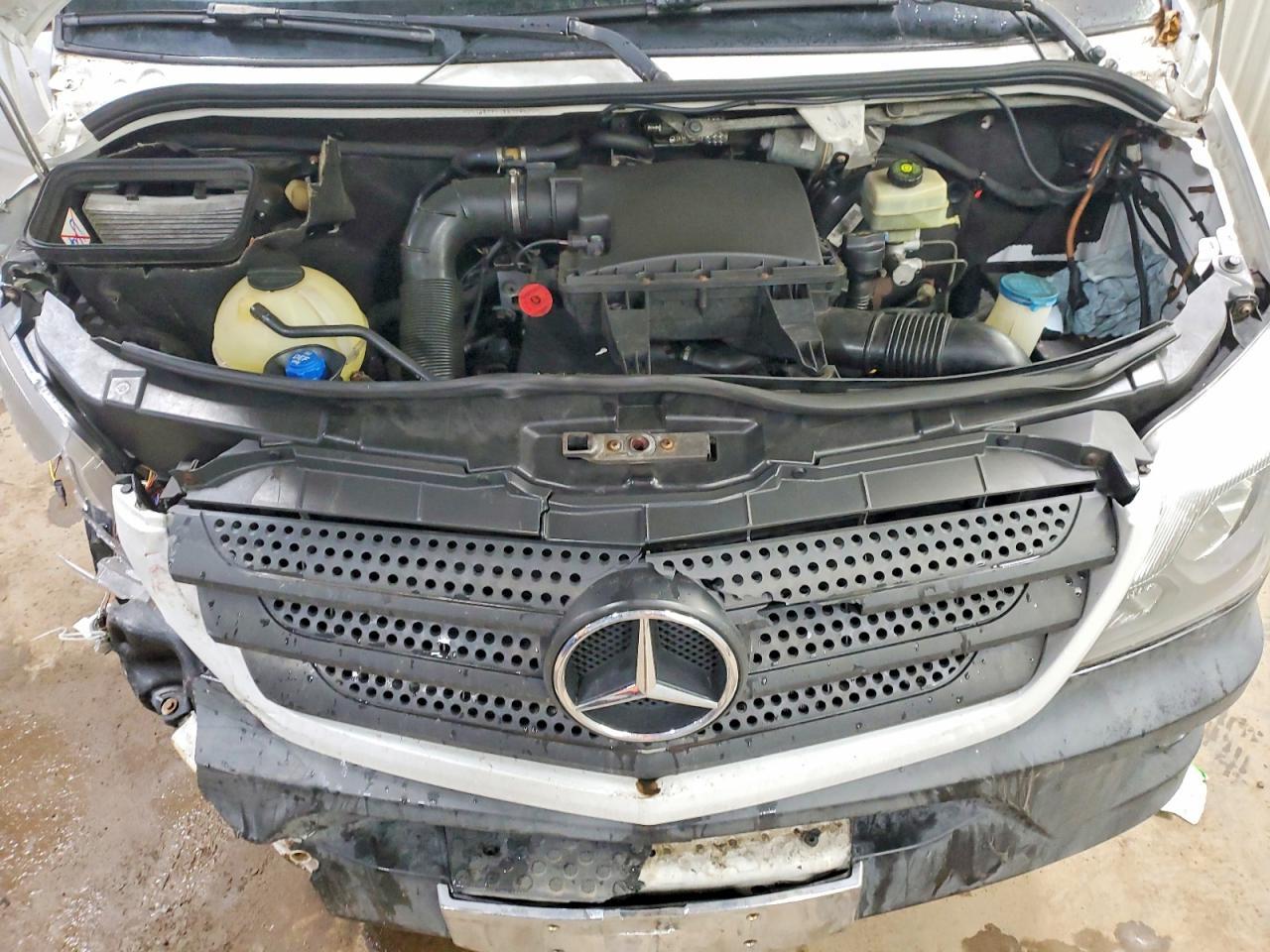 2014 Mercedes-Benz 2014 Benz Sprinter Passenger 2