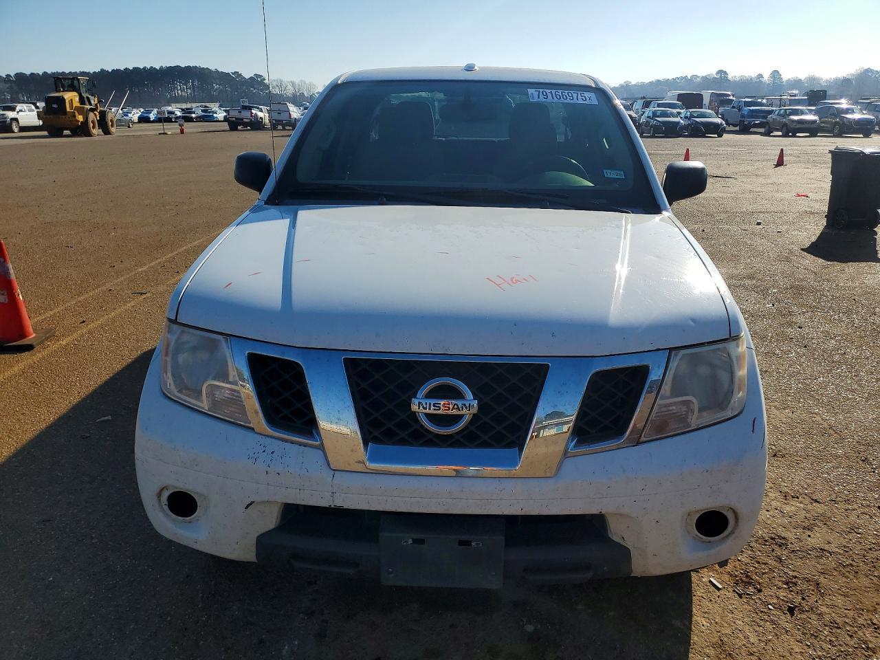 2013 Nissan Frontier S