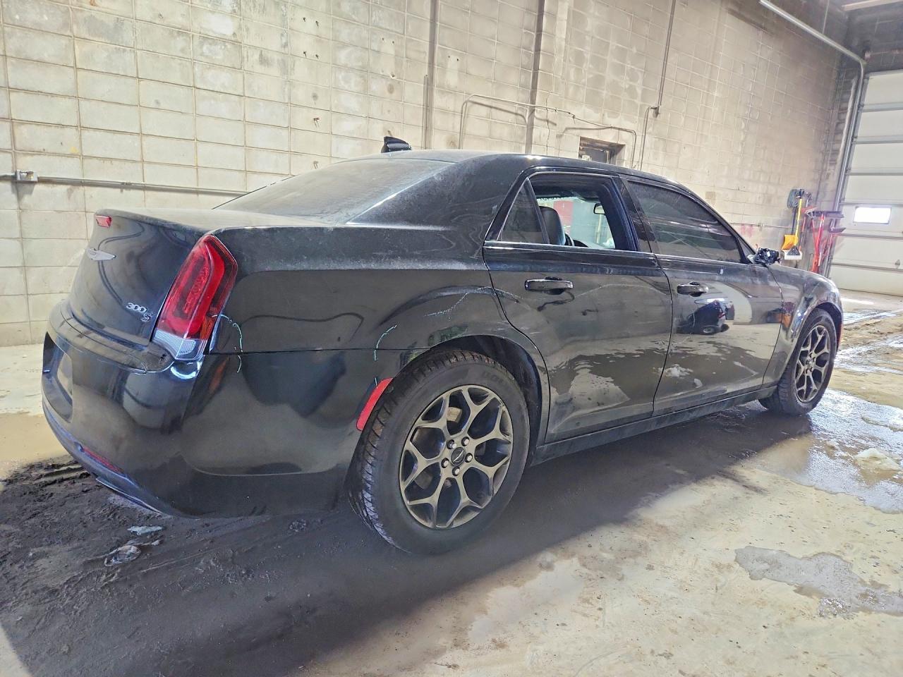 2017 Chrysler 300 s