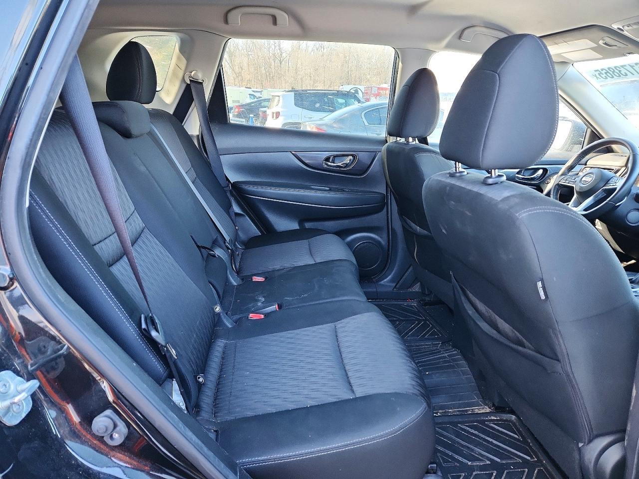 2019 Nissan Rogue s