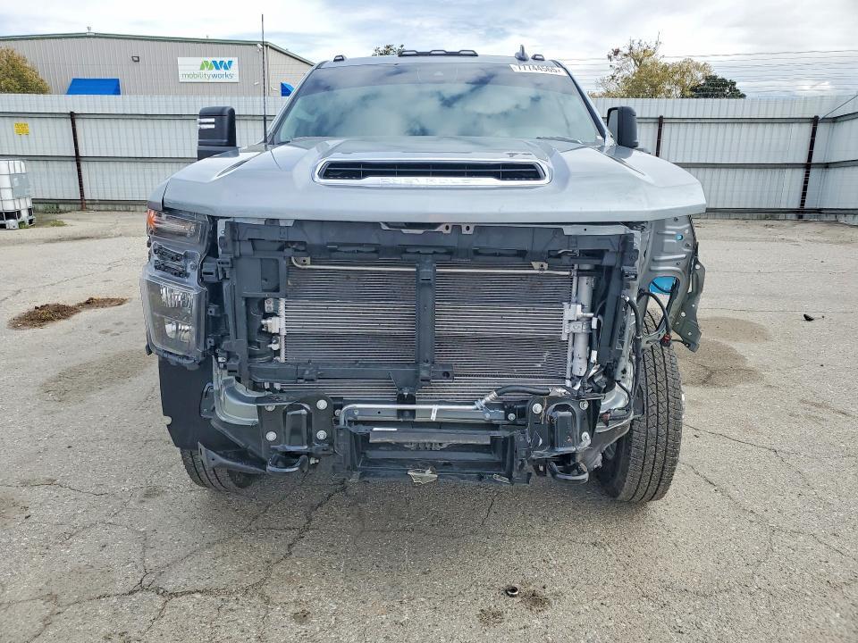 2026 Chevrolet Silverado K3500 lt