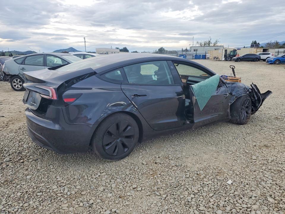 2025 Tesla Model 3