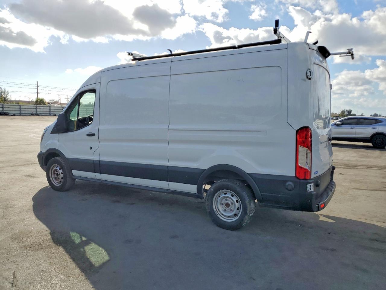 2019 Ford Transit T-250