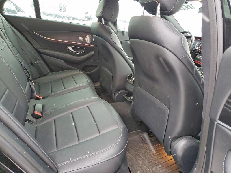 2018 Mercedes-Benz E300w 4matic 4DR