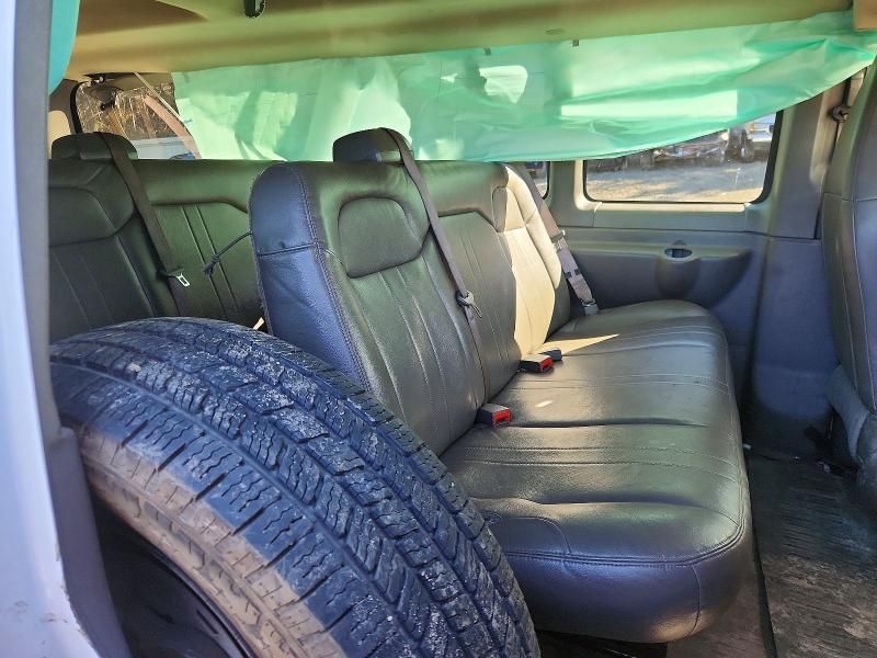 2023 Chevrolet Express G3500 LS