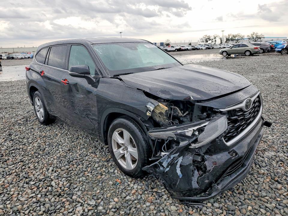 2021 Toyota Highlander le