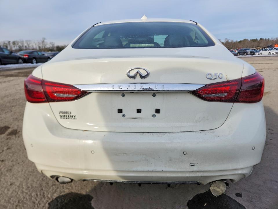 2022 Infiniti Q50 Luxe