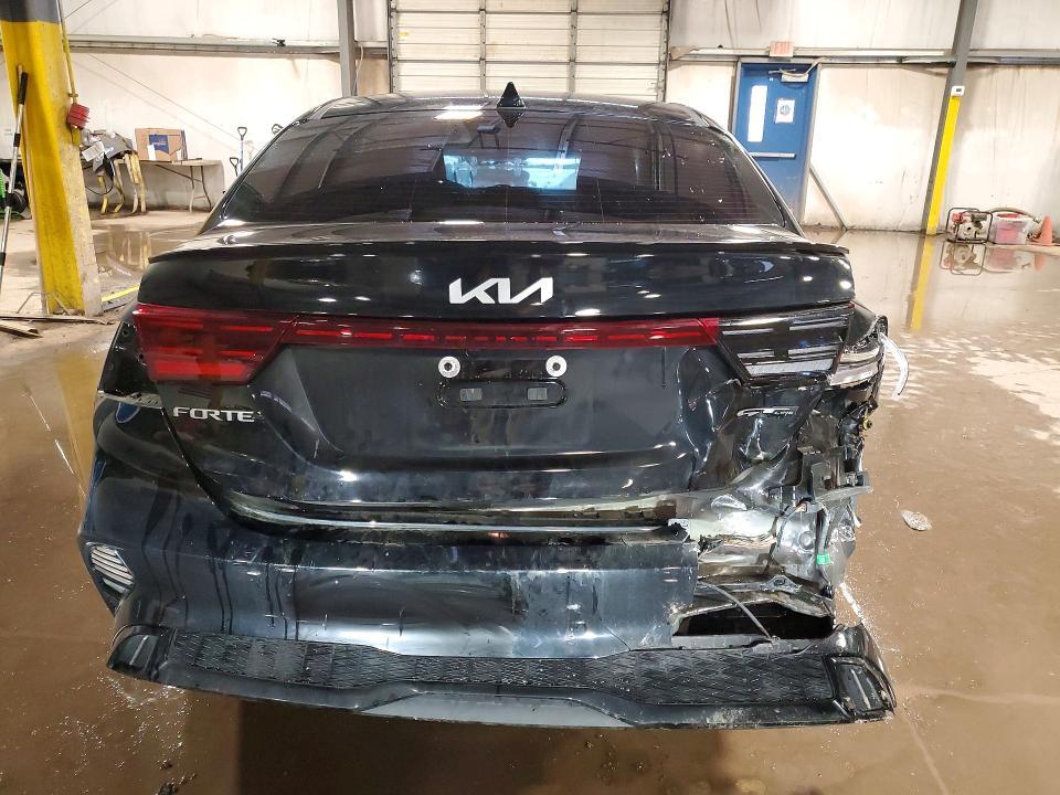 2022 KIA Forte gt Line