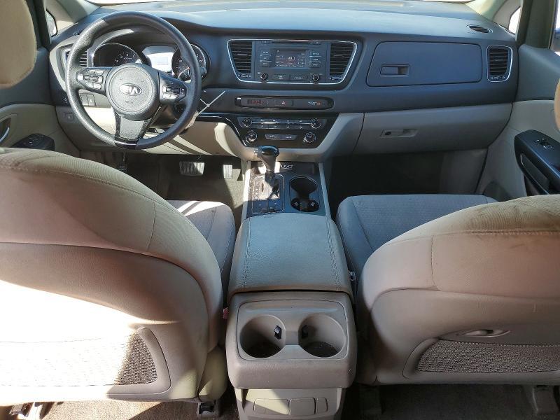 2016 KIA Sedona lx