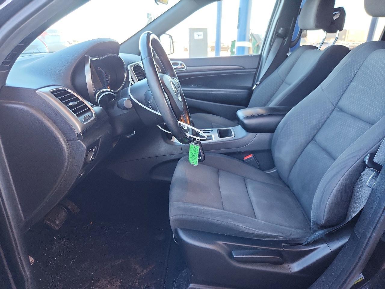 2019 Jeep Grand Cherokee Laredo