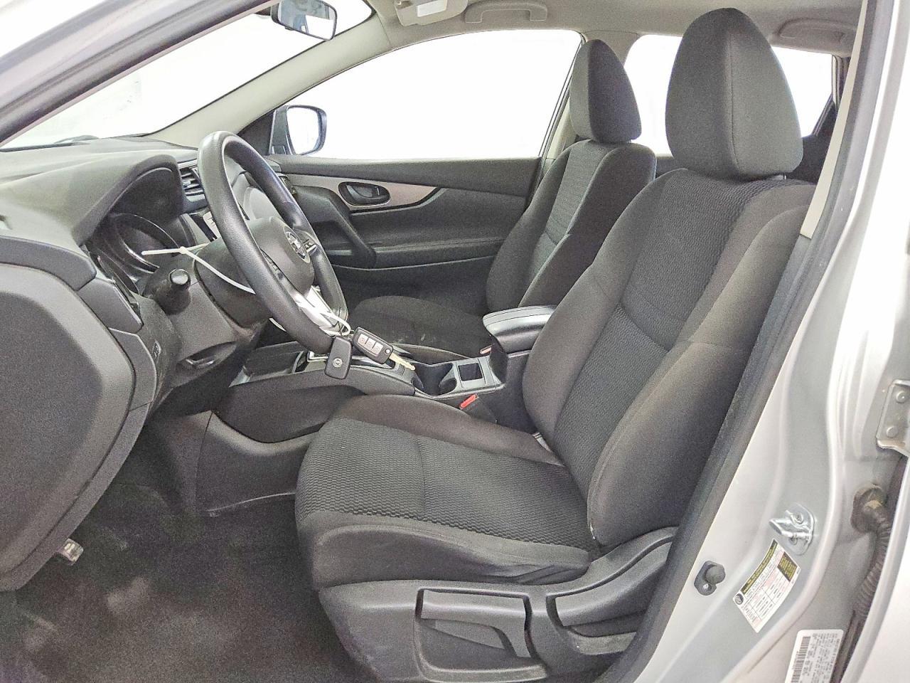 2017 Nissan Rogue Sport s