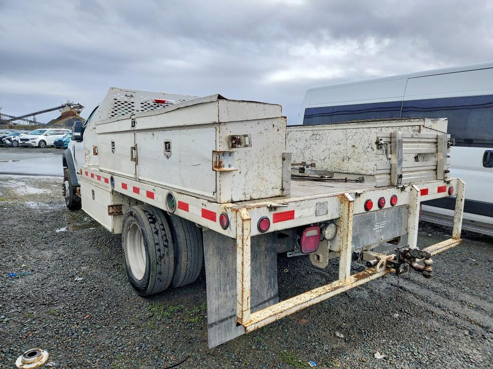 2020 Ford F450 Super Duty Flatbed Truck