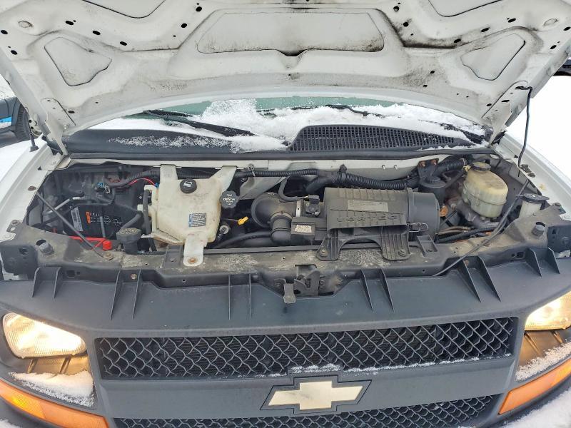 2016 Chevrolet Express 2500 Utility / Service Van