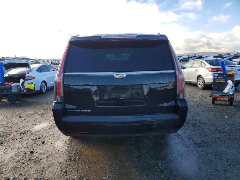2018 Cadillac Escalade esv Premium Luxury