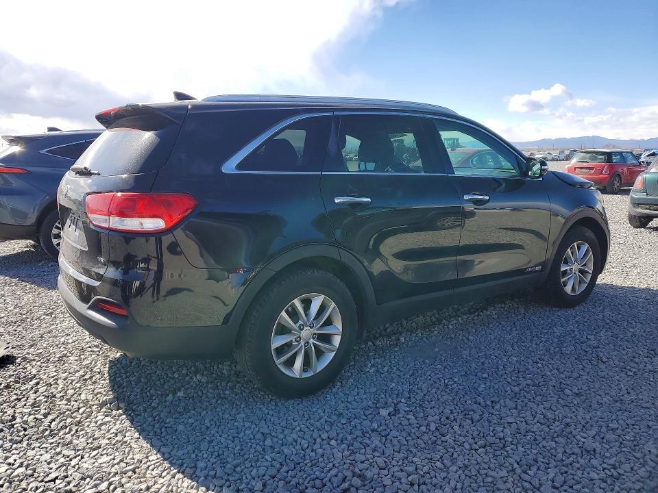 2016 KIA Sorento lx V6