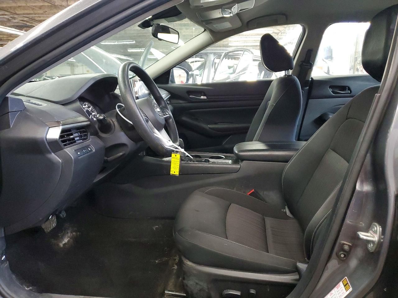 2024 Nissan Altima sv