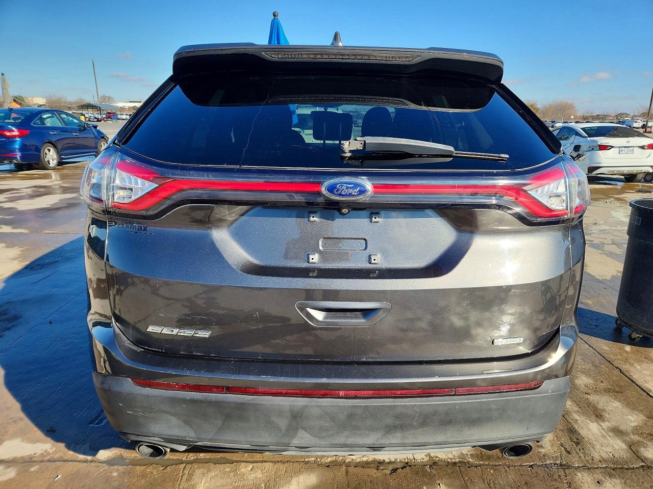 2016 Ford Edge