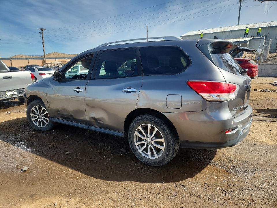 2015 Nissan Pathfinder s