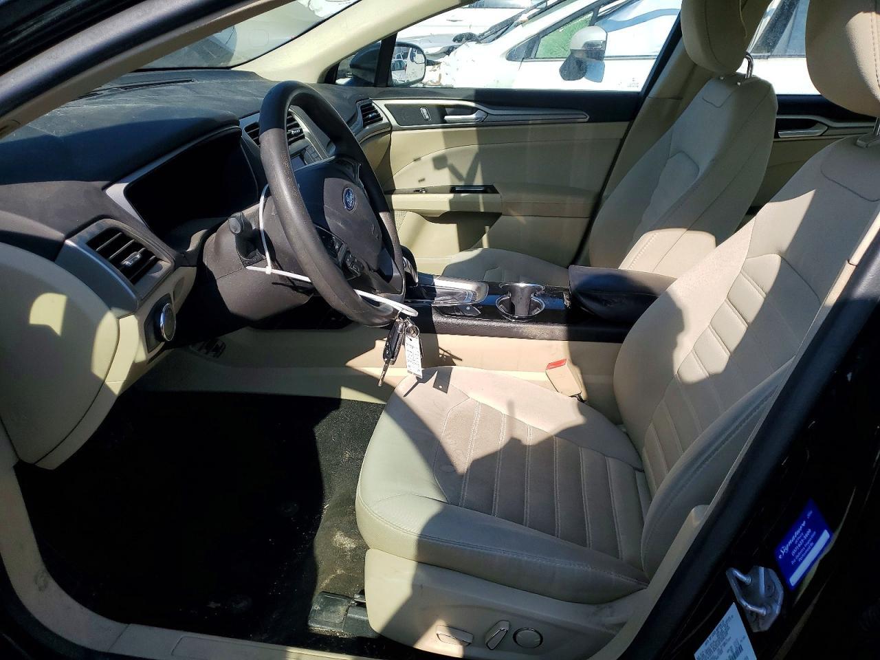 2015 Ford Fusion se