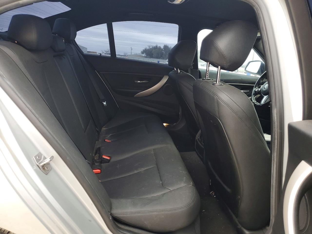 2016 BMW 320 i