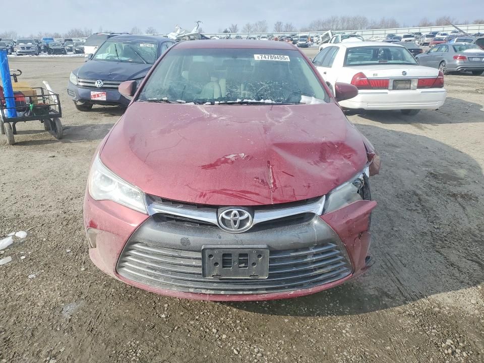 2017 Toyota Camry le