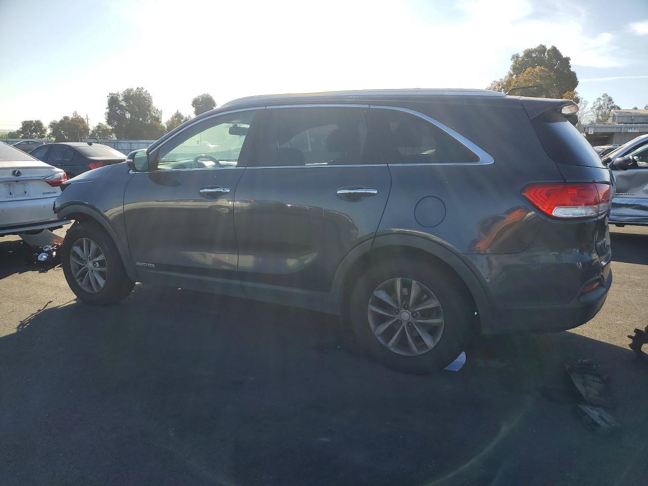 2018 KIA Sorento lx