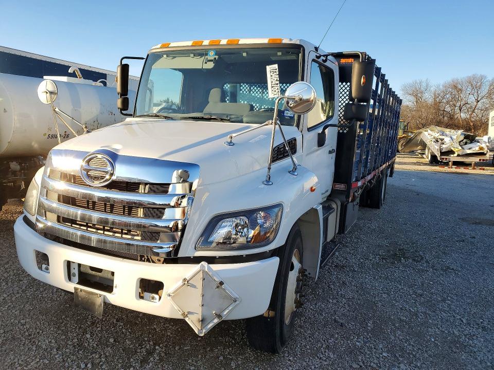 2017 Hino 258/268 Flatbed Truck
